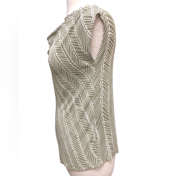 Chico’s Travelers Classic Printed Drape-Neck Top - Picture 4 of 7